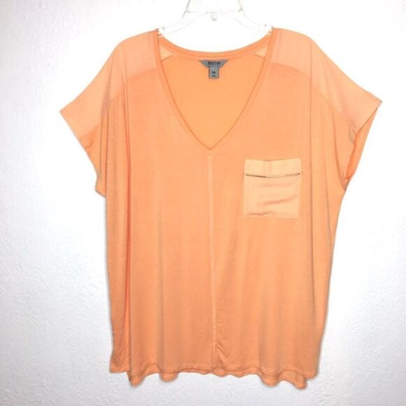 ✨HP✨V-Neck Cap Sleeve Hi-Low Pocket Blouse Peach✨ - Picture 2 of 6